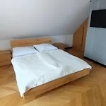 W Gorach Szczebel Apartman *