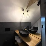 W Gorach Szczebel Apartman *
